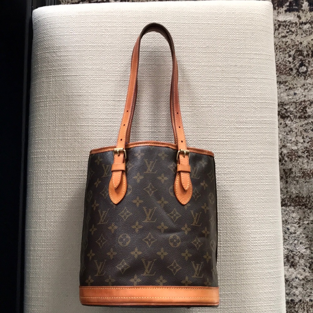 AUTHENTIC Louis Vuitton Bucket PM Handbag